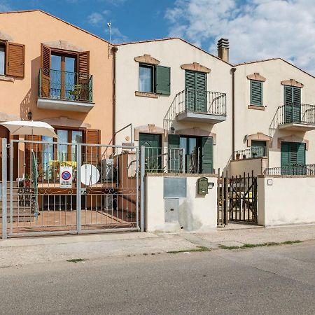 Belvilla By Oyo Casa Santa Giusta بوسا المظهر الخارجي الصورة