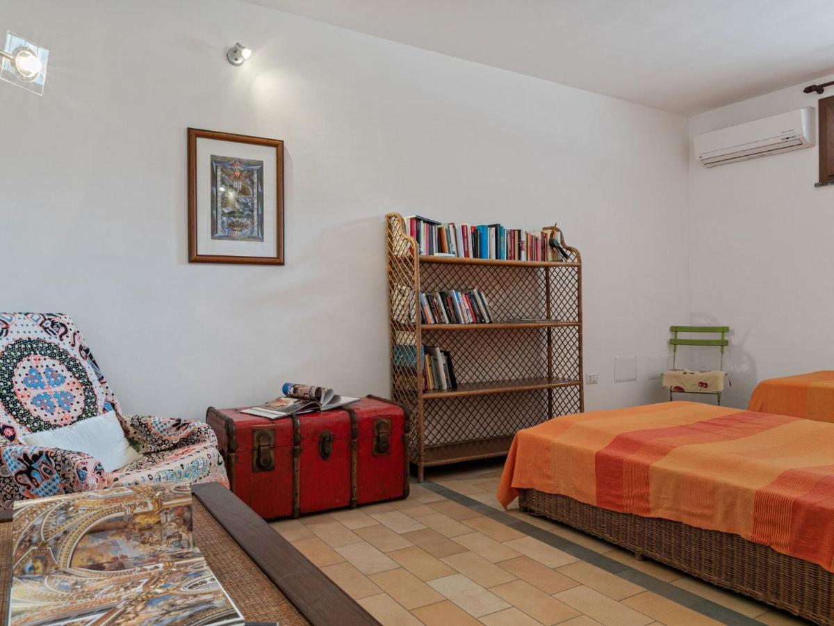 Belvilla By Oyo Casa Santa Giusta بوسا المظهر الخارجي الصورة